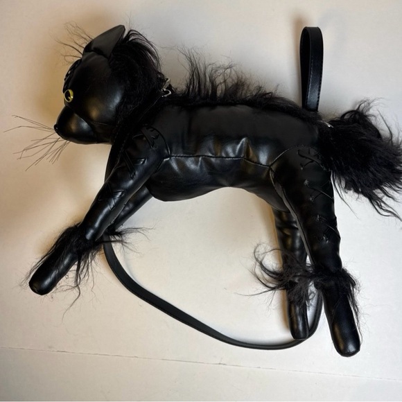 Dolls Kill Hexed Kitty faux leather crossbody bag - Picture 6 of 12